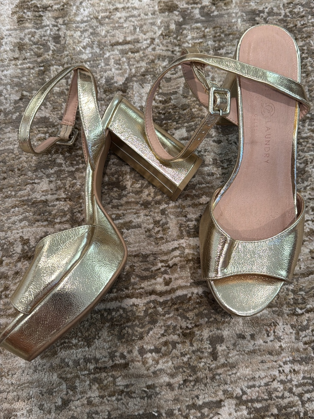 Laundry By Shelli Segal Metallic Gold Block Heel Sandals
